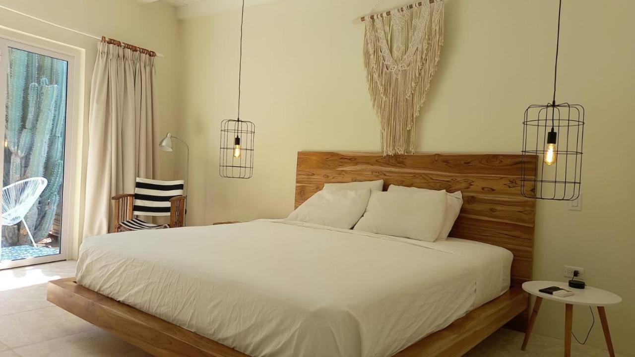 Naima Luxury Home, Cottage & Apartment Rentals Paradera Exterior foto